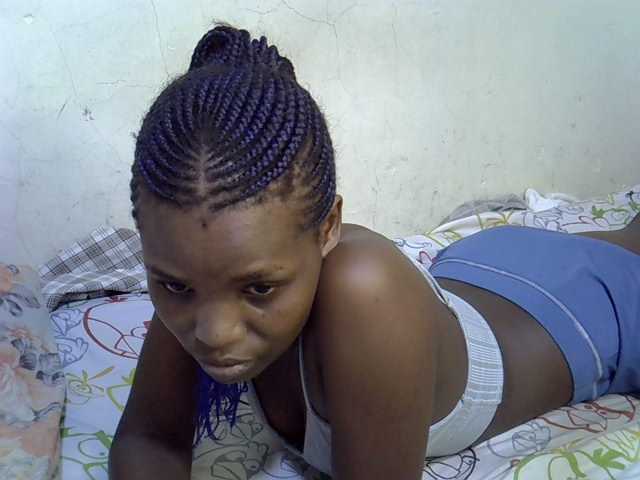 Cute-aliyah live cam on BongaCams