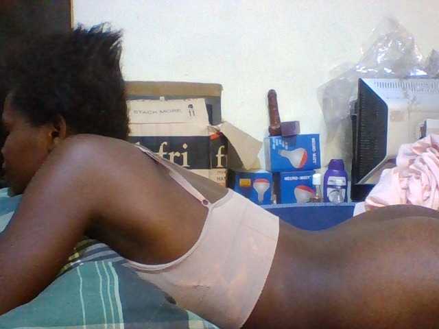 Cute-aliyah live cam on BongaCams