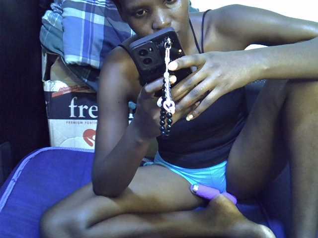 Cute-aliyah live cam on BongaCams