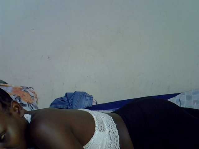 Cute-aliyah live cam on BongaCams