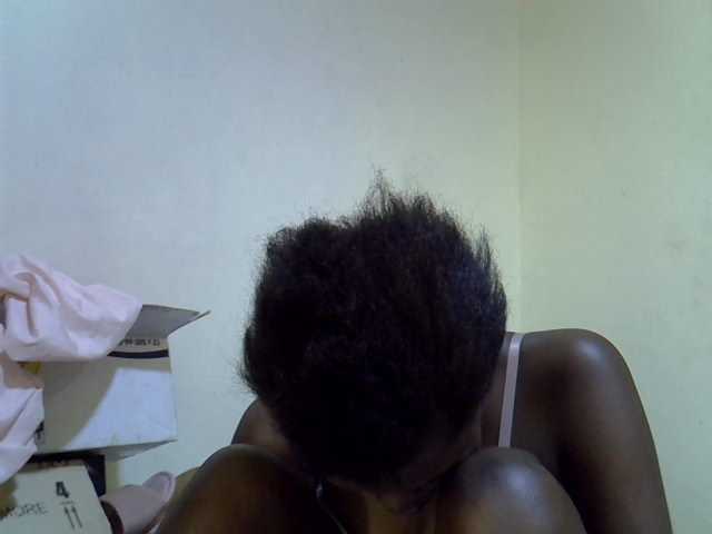 Cute-aliyah live cam on BongaCams