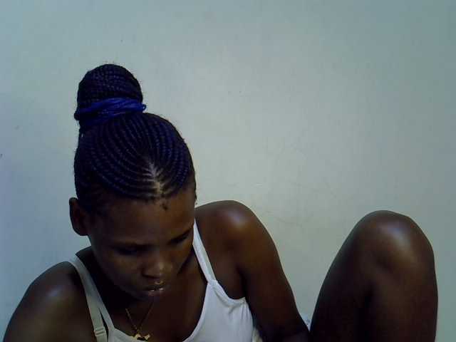 Cute-aliyah live cam on BongaCams