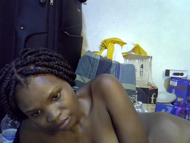 Cute-aliyah live cam on BongaCams