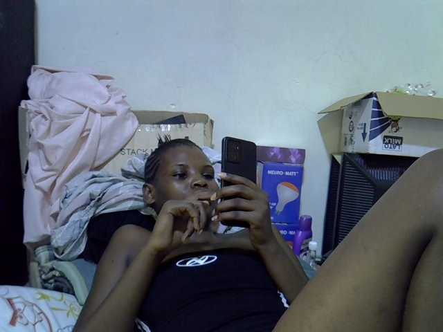 Cute-aliyah live cam on BongaCams