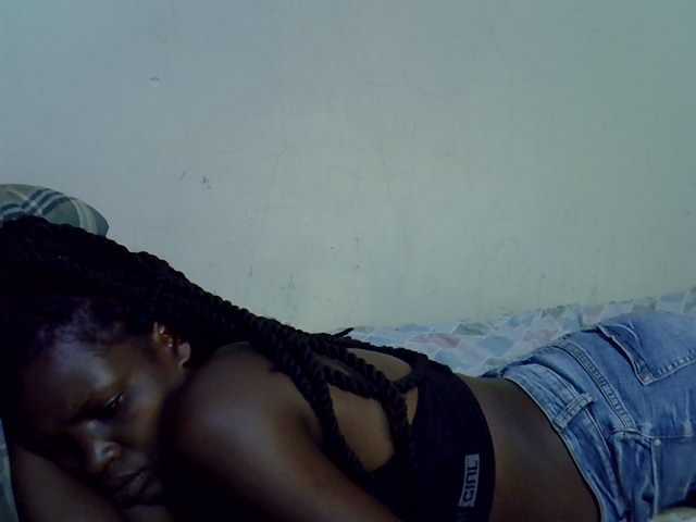 Cute-aliyah live cam on BongaCams