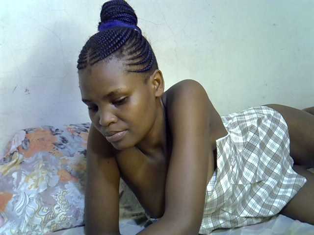Cute-aliyah live cam on BongaCams