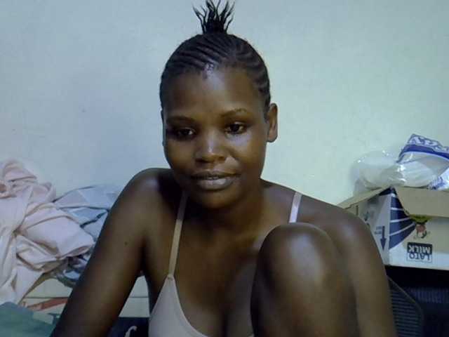 Cute-aliyah live cam on BongaCams