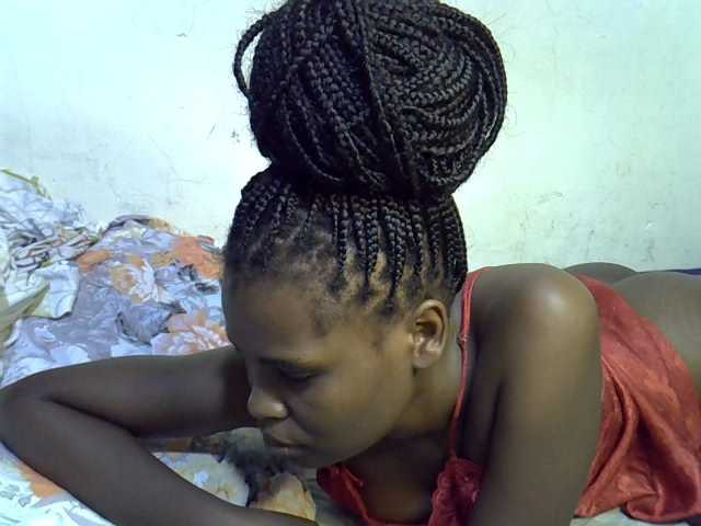 Cute-aliyah live cam on BongaCams