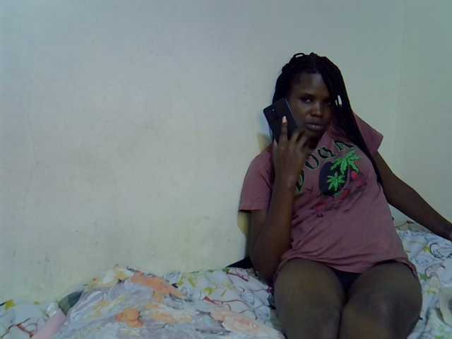 Cute-aliyah live cam on BongaCams