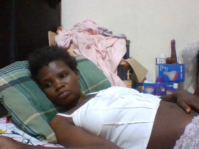 Chat with Cute-aliyah live cam