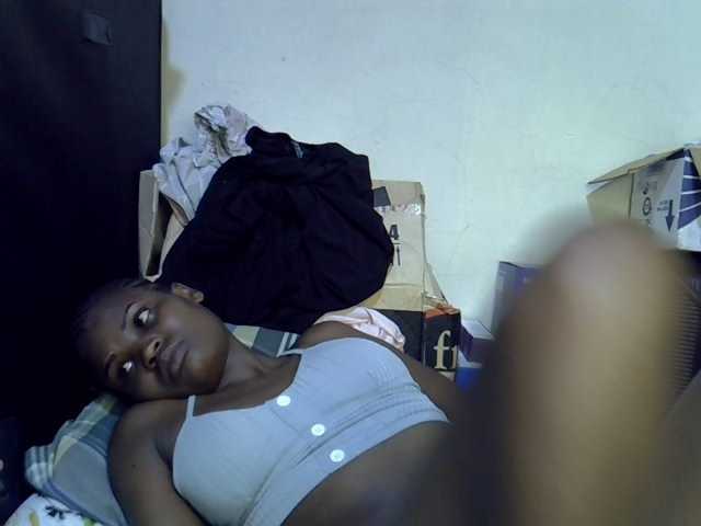 Cute-aliyah live cam on BongaCams