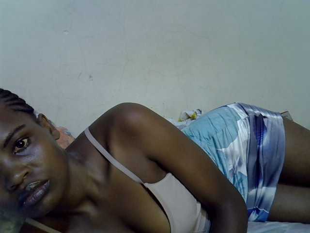 Cute-aliyah live cam on BongaCams