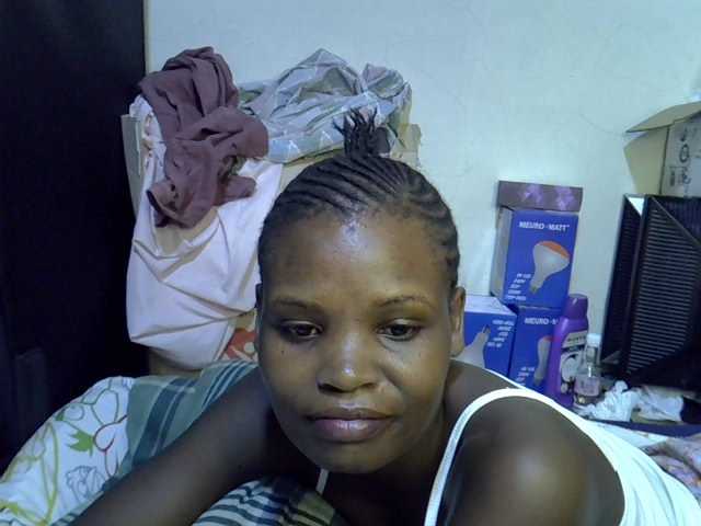 Cute-aliyah live cam on BongaCams
