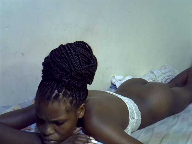 Cute-aliyah live cam on BongaCams
