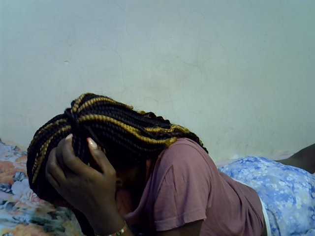 Cute-aliyah live cam on BongaCams