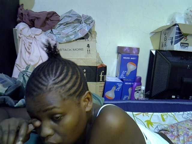 Cute-aliyah live cam on BongaCams
