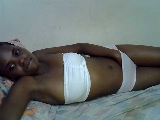 Cute-aliyah live cam on BongaCams