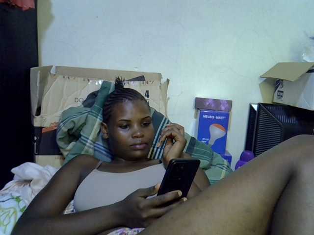 Cute-aliyah live cam on BongaCams