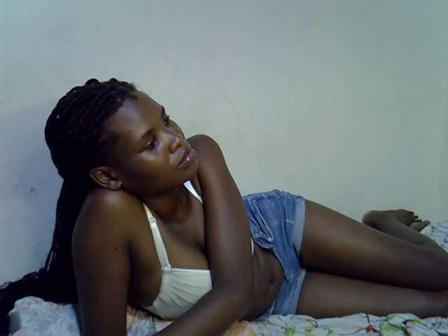 Cute-aliyah live cam on BongaCams