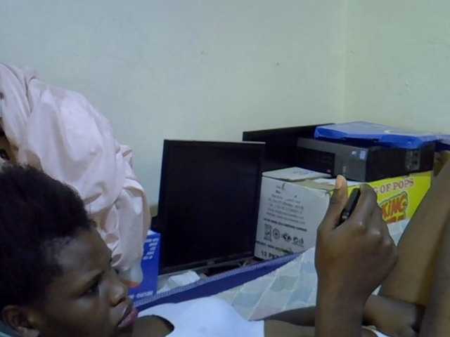 Cute-aliyah live cam on BongaCams