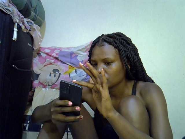 Cute-aliyah live cam on BongaCams