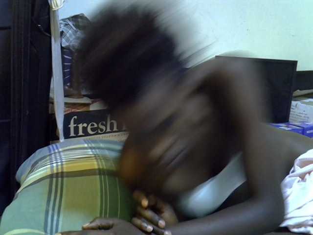 Cute-aliyah live cam on BongaCams
