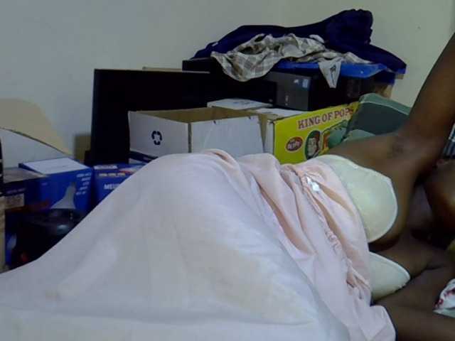 Cute-aliyah live cam on BongaCams