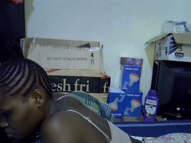 Cute-aliyah live cam on BongaCams