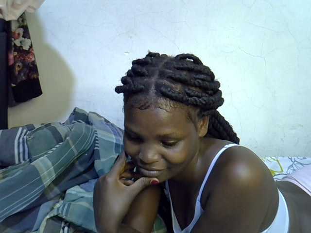Cute-aliyah live cam on BongaCams