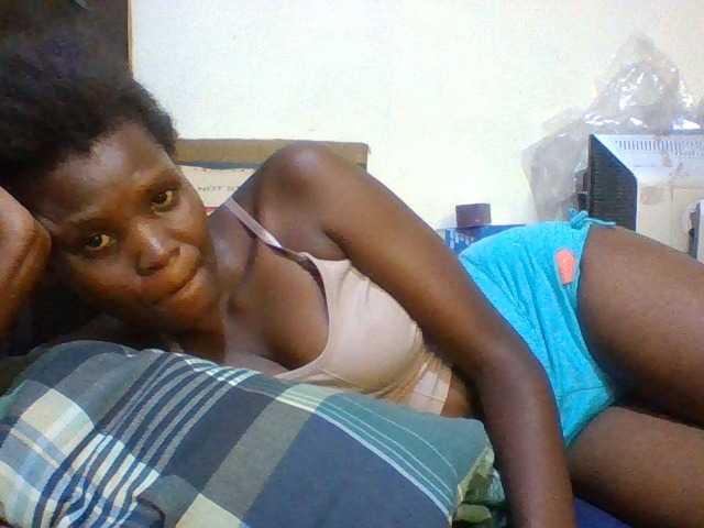 Cute-aliyah live cam on BongaCams