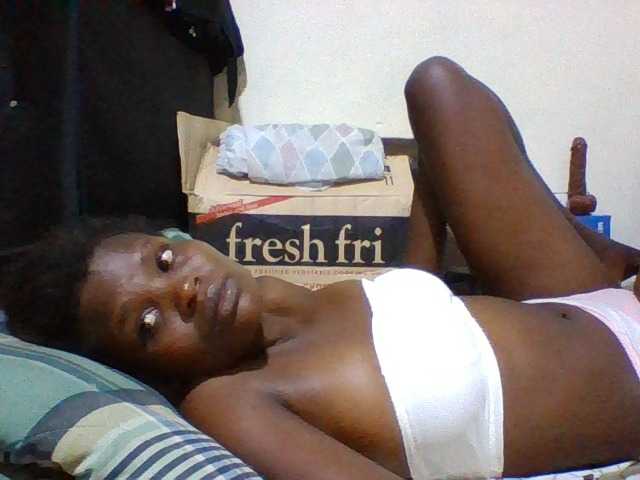 Cute-aliyah live cam on BongaCams