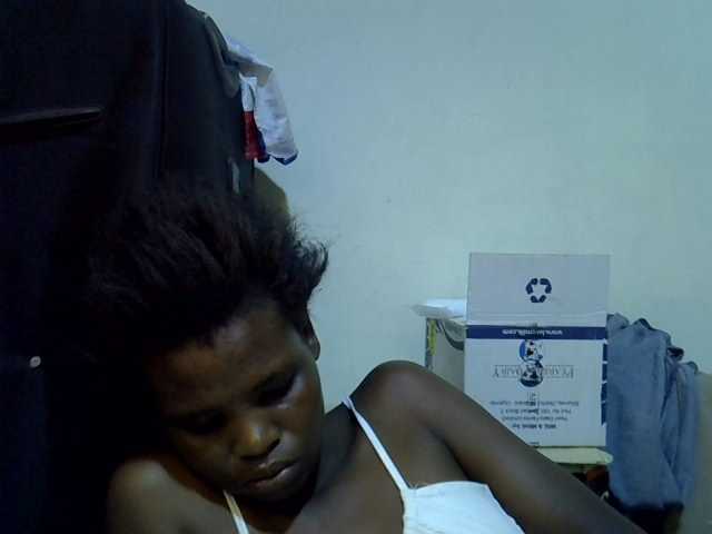 Cute-aliyah live cam on BongaCams