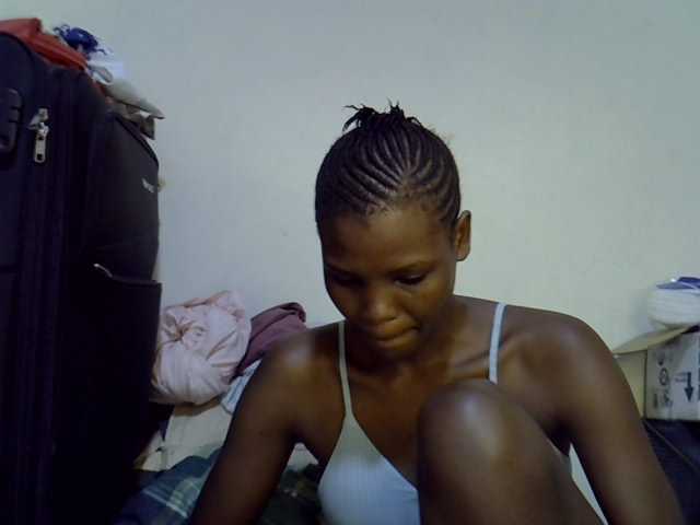 Cute-aliyah live cam on BongaCams