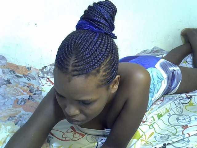 Cute-aliyah live cam on BongaCams