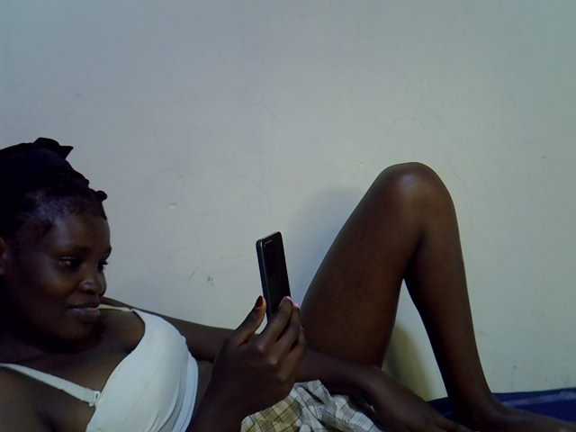 Cute-aliyah live cam on BongaCams