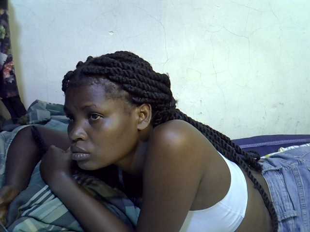 Cute-aliyah live cam on BongaCams