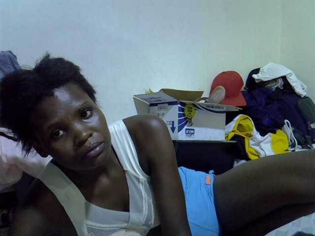 Cute-aliyah live cam on BongaCams