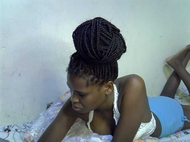 Cute-aliyah live cam on BongaCams