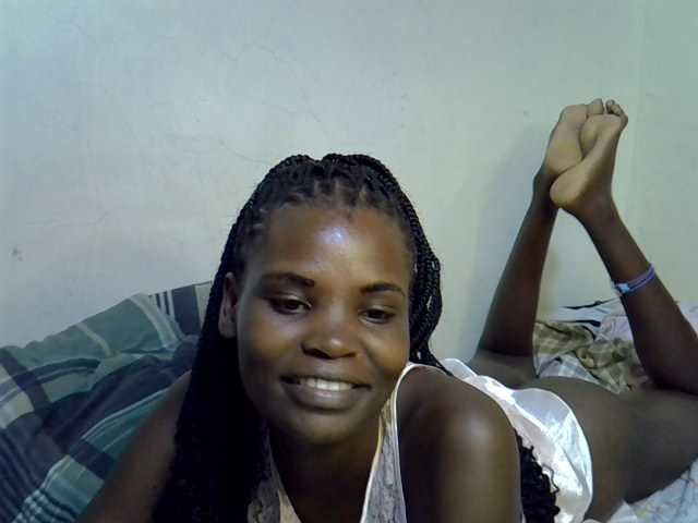 Cute-aliyah live cam on BongaCams