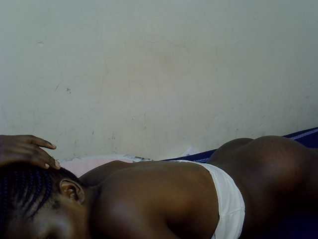 Cute-aliyah live cam on BongaCams