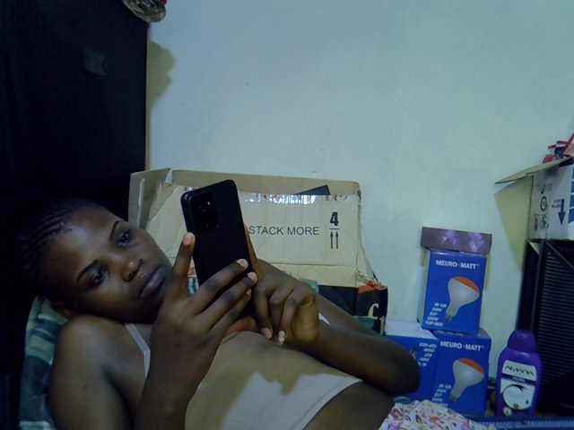 Cute-aliyah live cam on BongaCams
