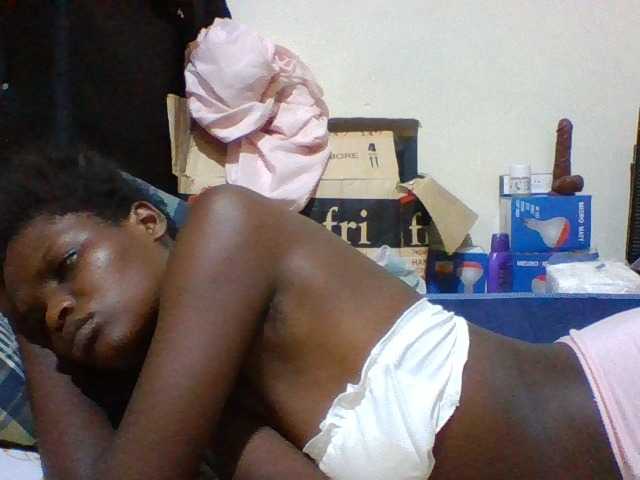 Cute-aliyah live cam on BongaCams