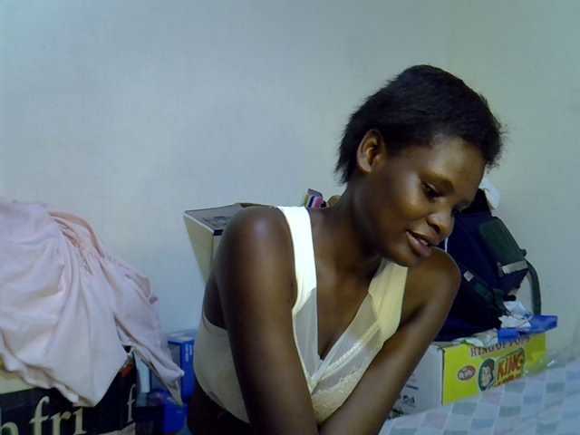 Cute-aliyah live cam on BongaCams