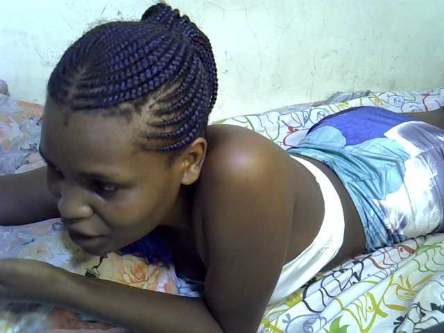 Cute-aliyah live cam on BongaCams