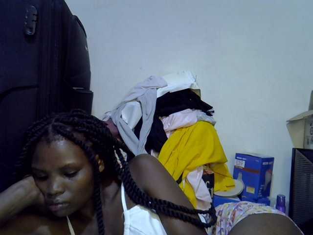 Cute-aliyah live webcam show