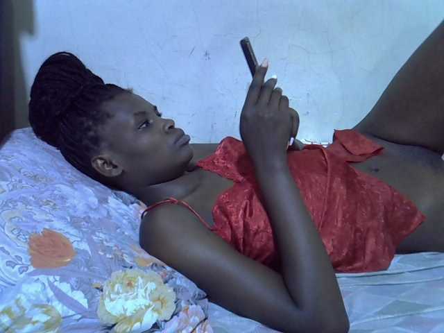 Cute-aliyah live cam on BongaCams