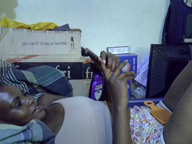 Cute-aliyah live cam on BongaCams