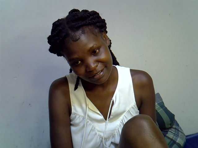 Cute-aliyah live cam on BongaCams