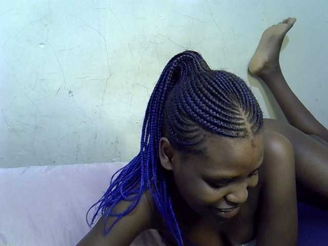 Cute-aliyah live cam on BongaCams