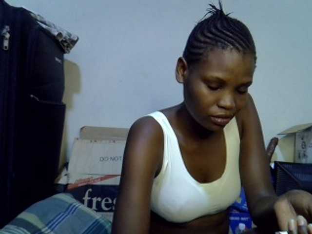 Cute-aliyah live cam on BongaCams